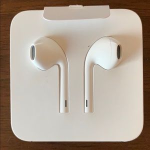 Apple Authentic iPhone earbuds NEW